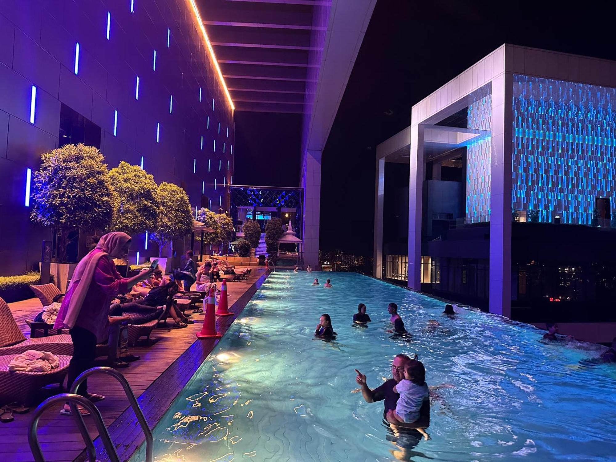 Platinum Klcc By Rainbow Suites Kuala Lumpur Bagian luar foto