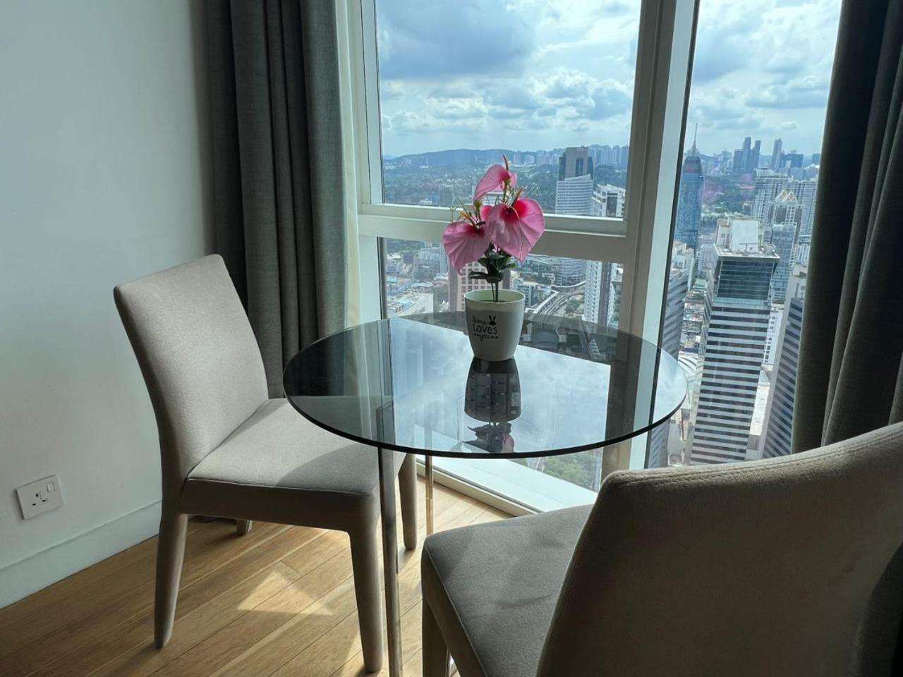 Platinum Klcc By Rainbow Suites Kuala Lumpur Bagian luar foto