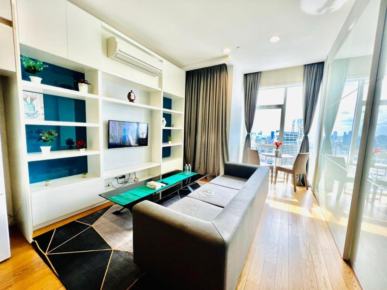 Platinum Klcc By Rainbow Suites Kuala Lumpur Bagian luar foto